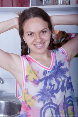[WeAreHairy.com] [Siterip 13.12.16] Alexandra Rey x4 2000x3000 469/AlexandraRey_BlueTopWhiteShorts_superhr/AlexandraRey_BlueTopWhiteShorts_007.jpg