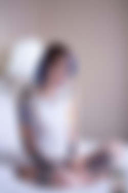 Murdershewrote/2019-02-24 Ready for Bed/05.jpg