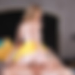 FamilyStrokes 2023-09-14 Anya Olsen Clara Trinity.mp4